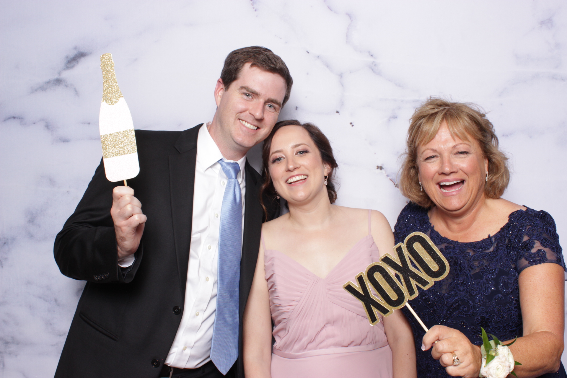 Andrea + Brett | View more photos from the event at events.alfrescophoto.com/u/AlfrescoPhoto/Andrea-Brett